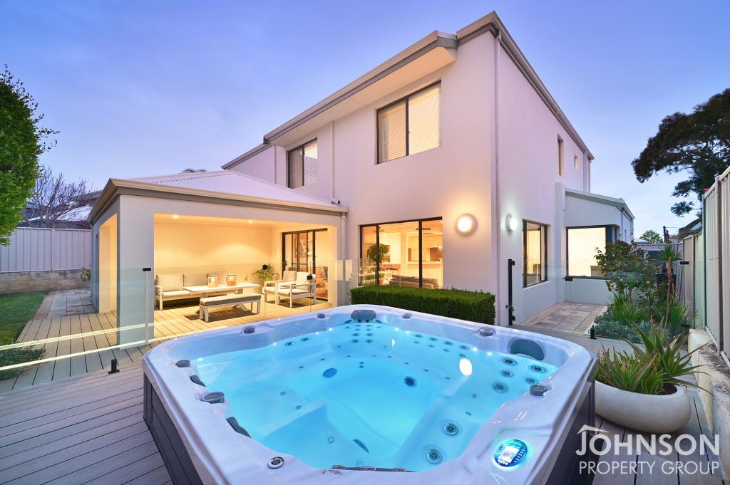 9b Halse Pl, Karrinyup, WA 6018
