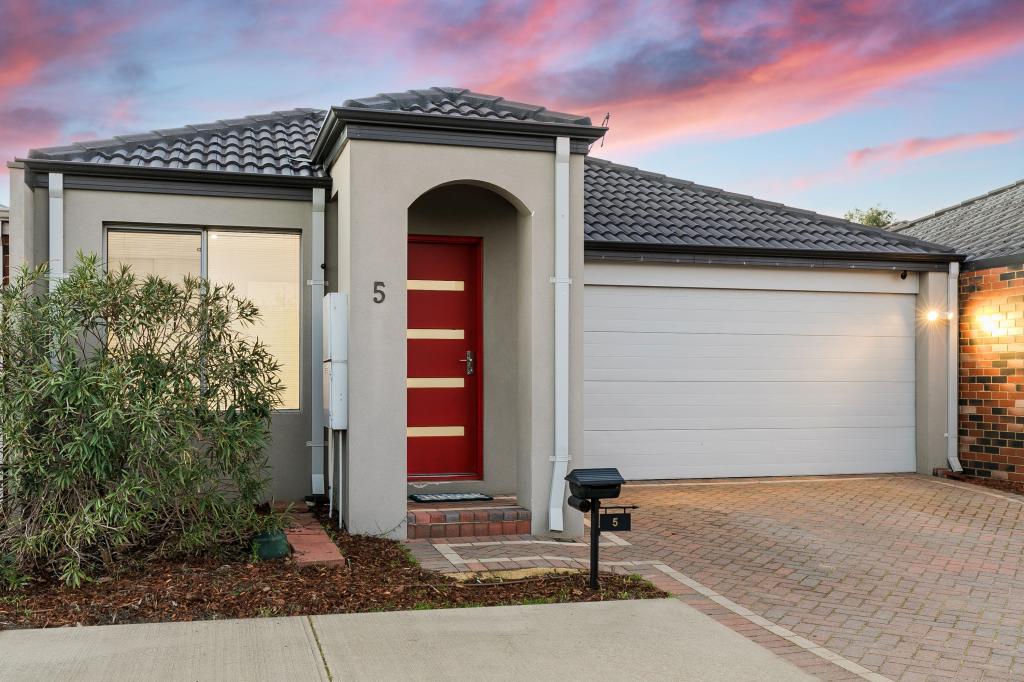 5 Pyrenees Pkwy, Baldivis, WA 6171