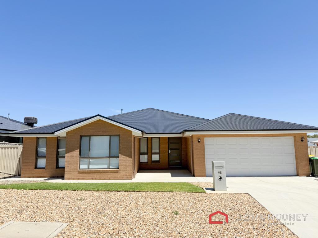 98 Paradise Dr, Gobbagombalin, NSW 2650