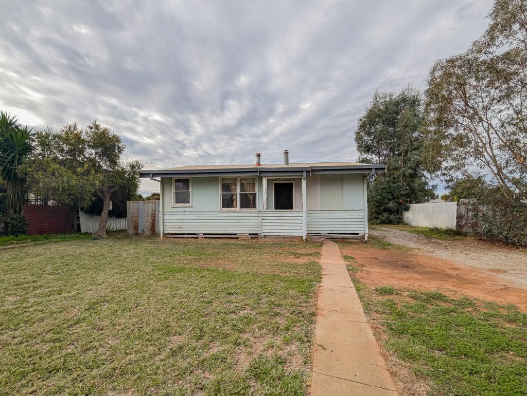 129 Market St, Balranald, NSW 2715