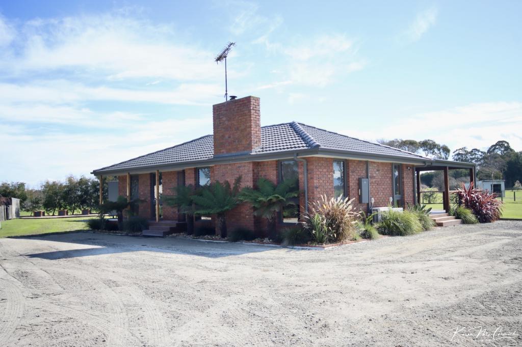 25 Cathcart Rd, Longwarry, VIC 3816