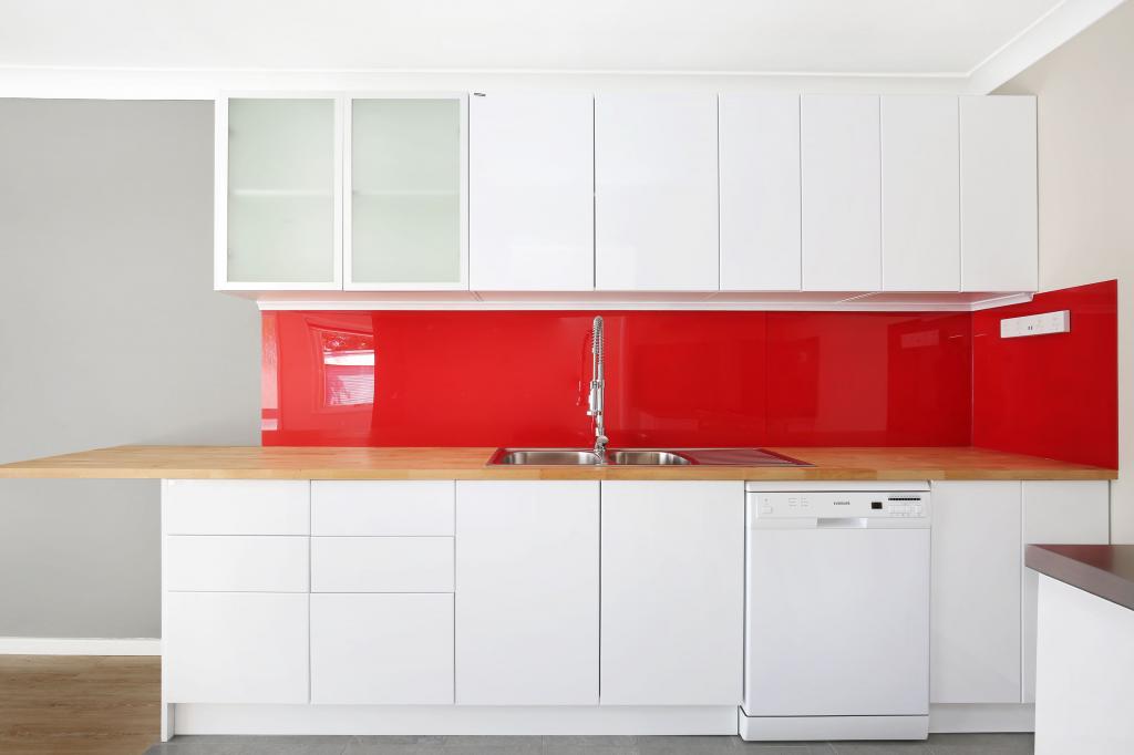 2/51 O'Donnell Dr, Figtree, NSW 2525