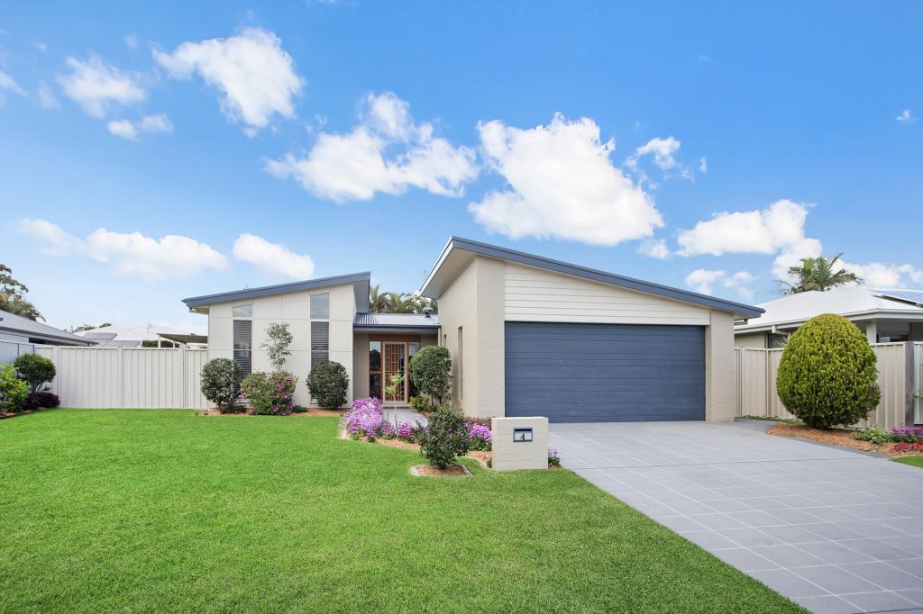 4 Magellan Pl, Bonny Hills, NSW 2445