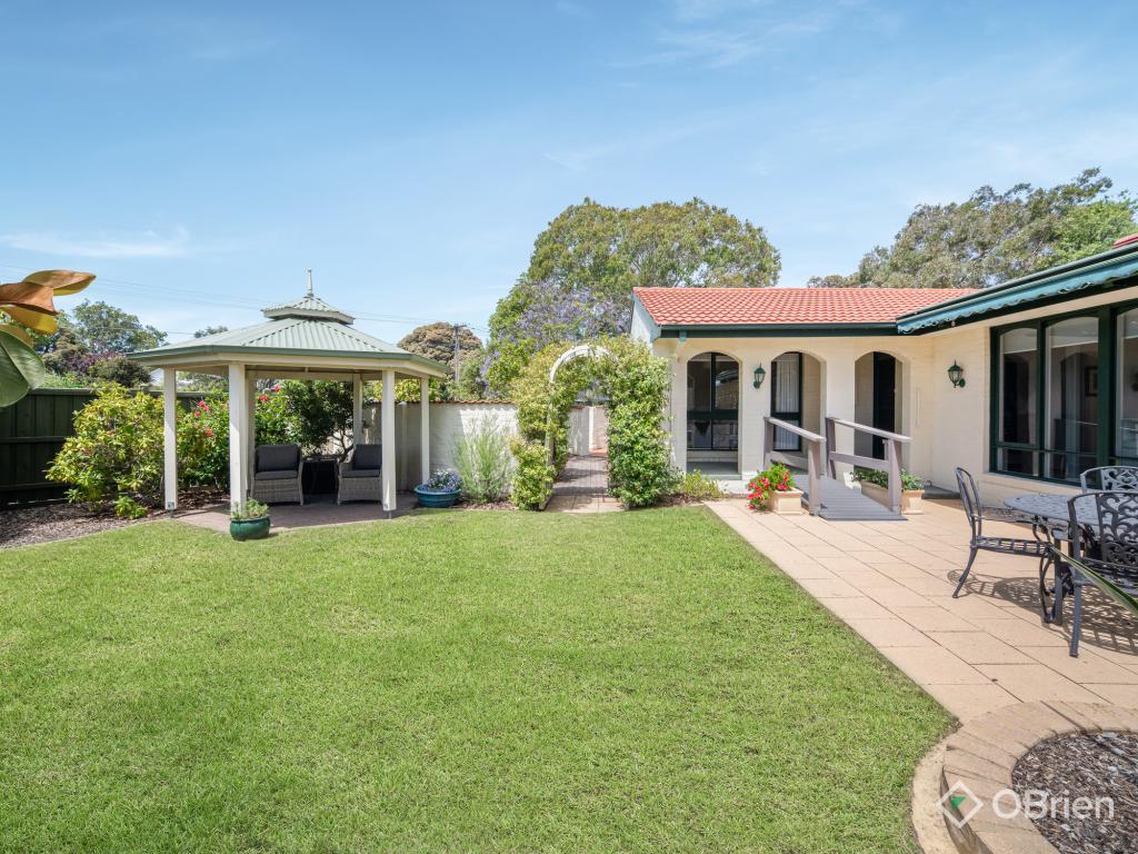 16 Stephen St, Seaford, VIC 3198