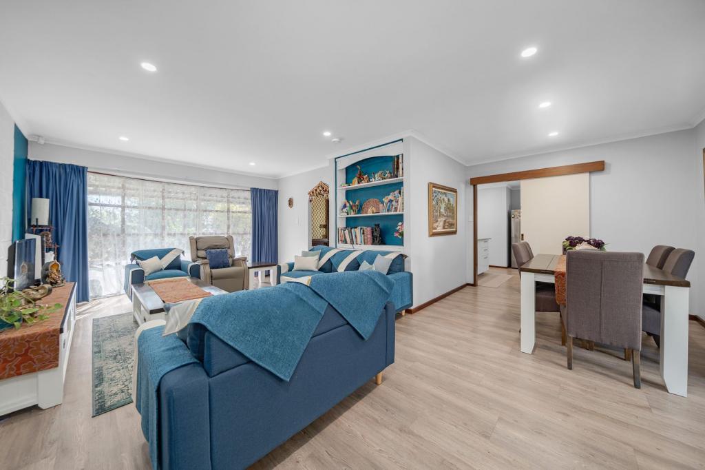 2 Blackbutt Dr, Greenwood, WA 6024