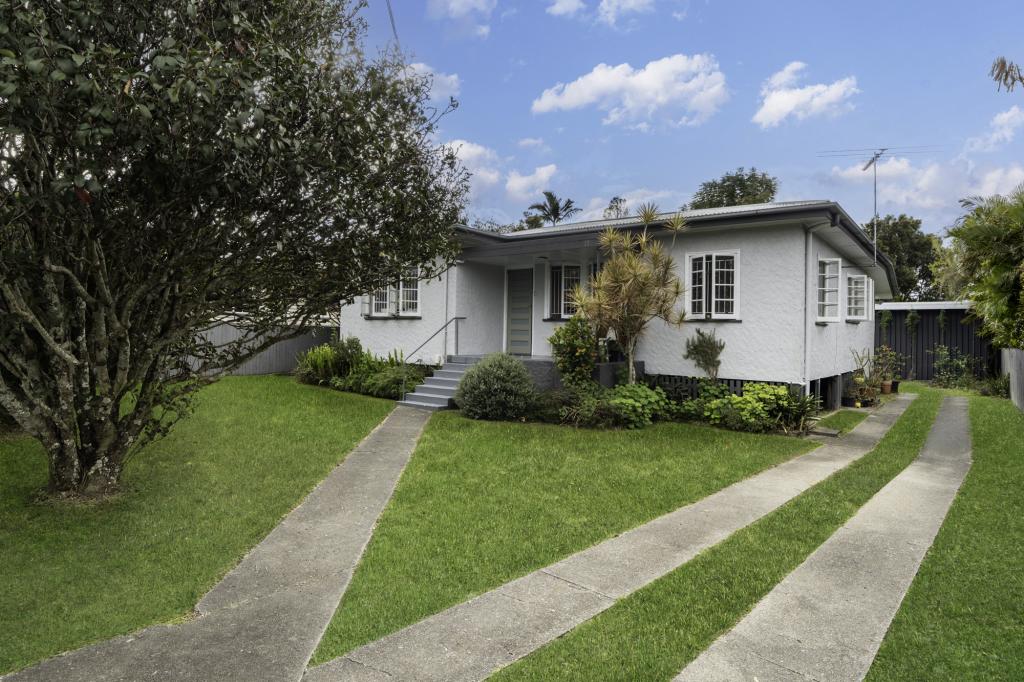 11 Allan Tce, Corinda, QLD 4075