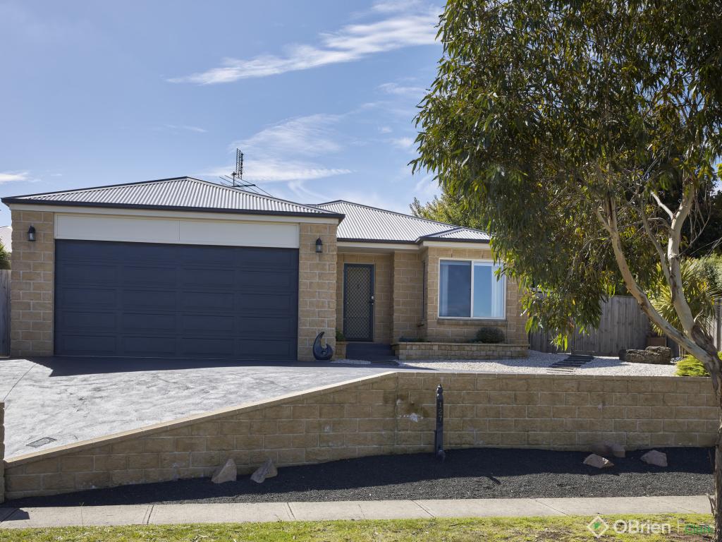 127 Mcneilly Rd, Drouin, VIC 3818