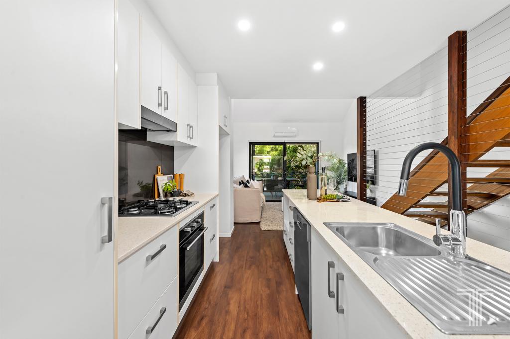 1/255 Cavendish Rd, Coorparoo, QLD 4151