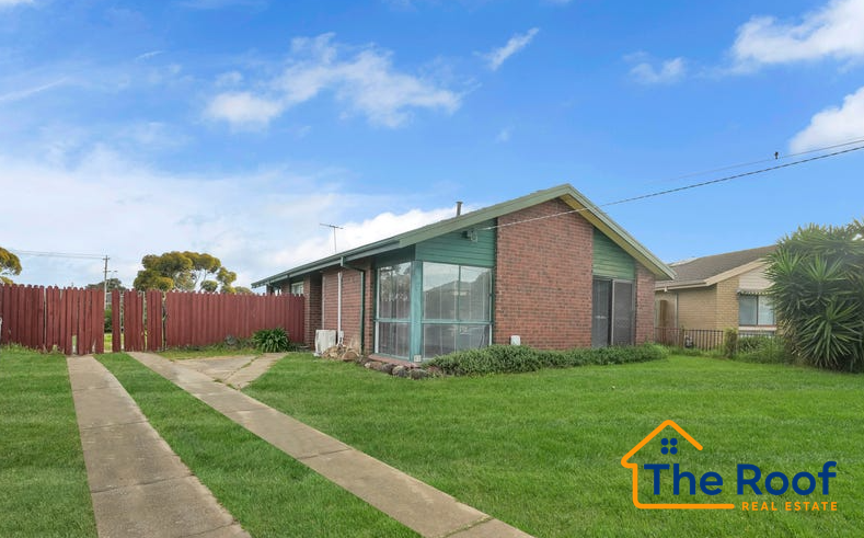 37 CORMORANT CRES, WERRIBEE, VIC 3030