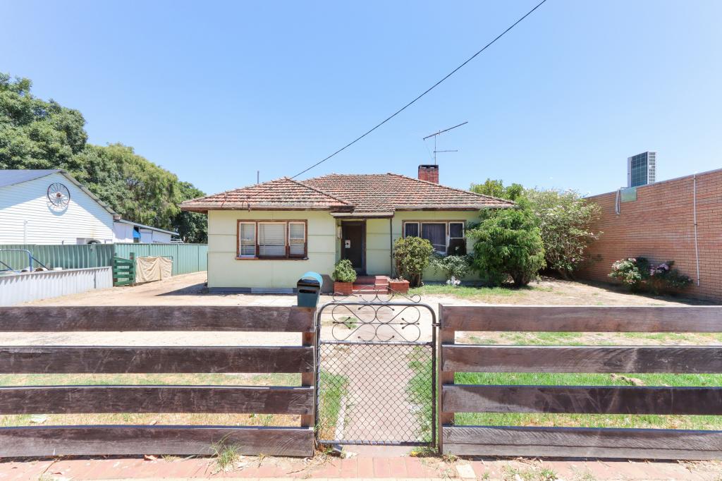 3 Mclarty Rd, Pinjarra, WA 6208