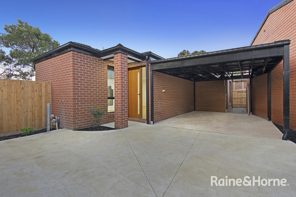 2/29 Willow Dr, Hampton Park, VIC 3976