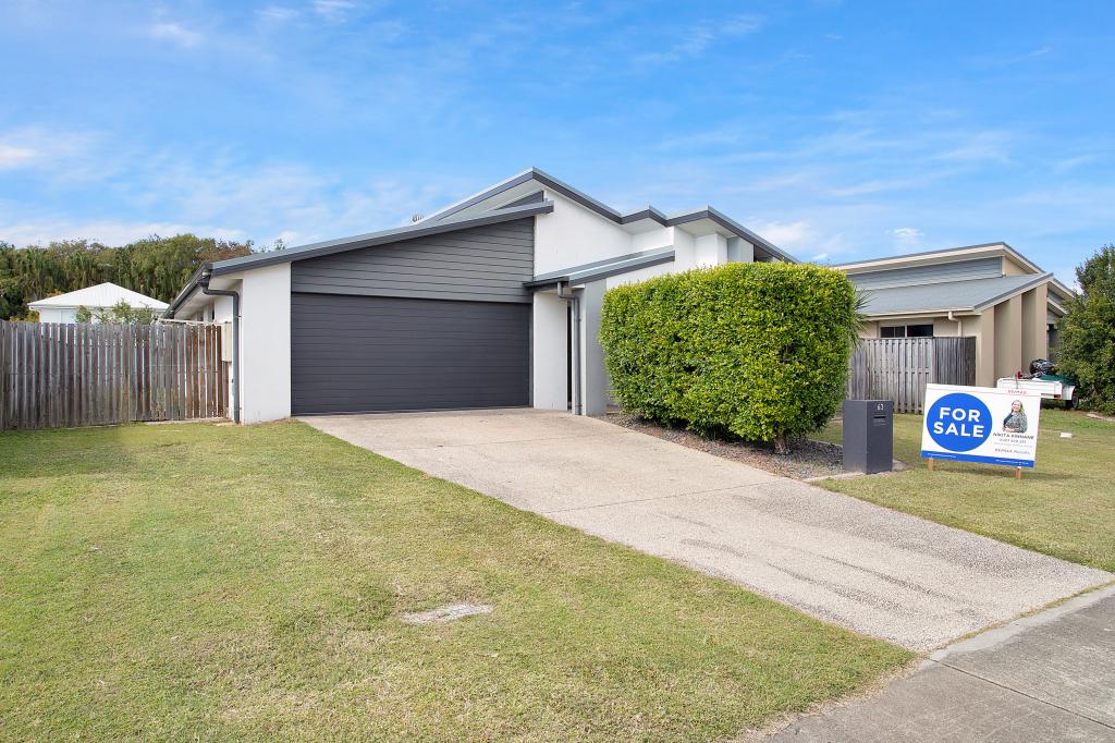 63 WHITEHAVEN DR, BLACKS BEACH, QLD 4740