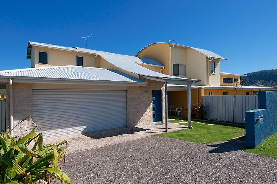 2 Tuckeroo Cl, Coffs Harbour, NSW 2450