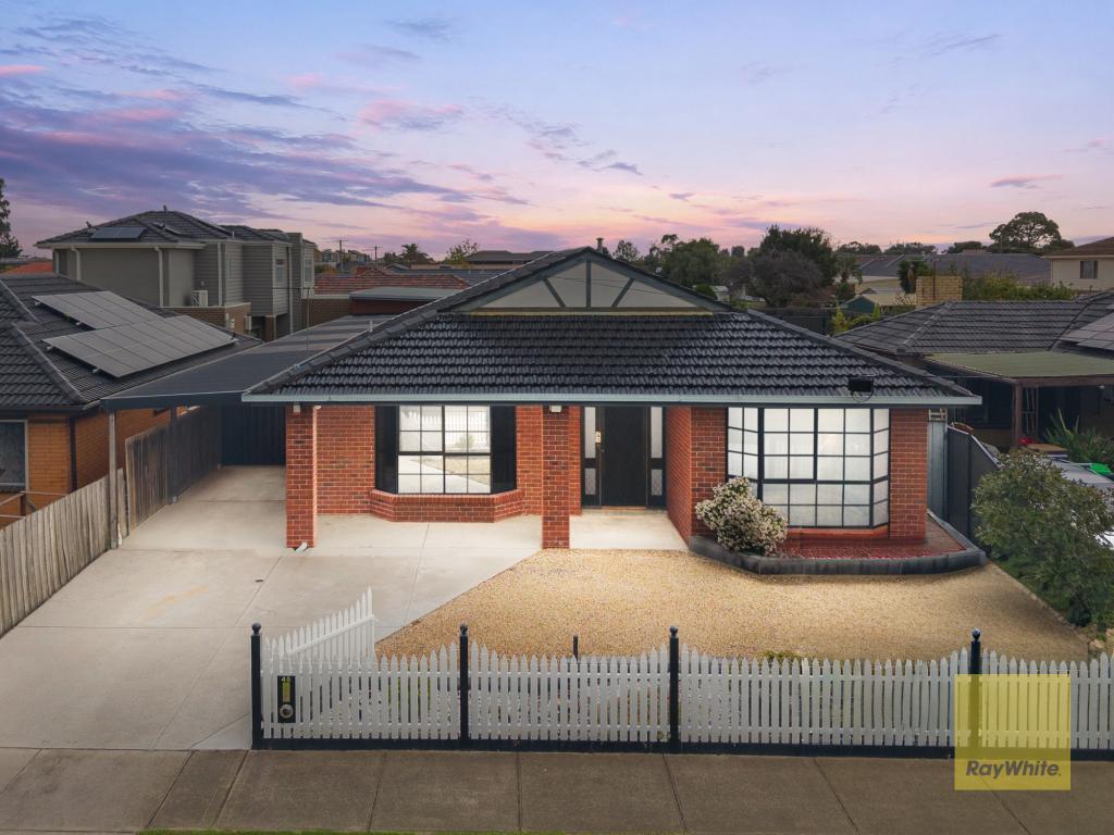 45 POOLE ST, DEER PARK, VIC 3023