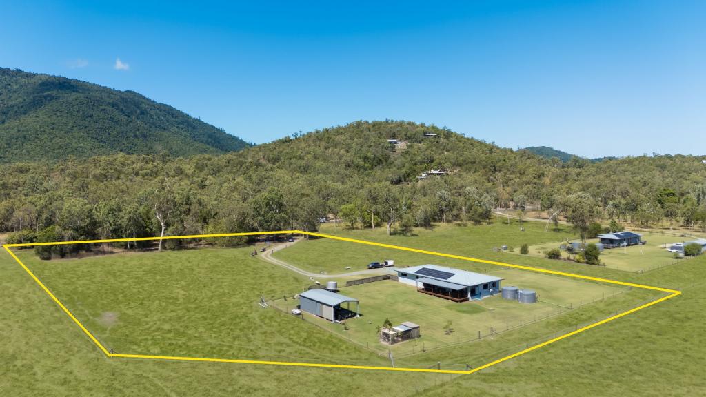 717 Dingo Beach Rd, Gregory River, QLD 4800