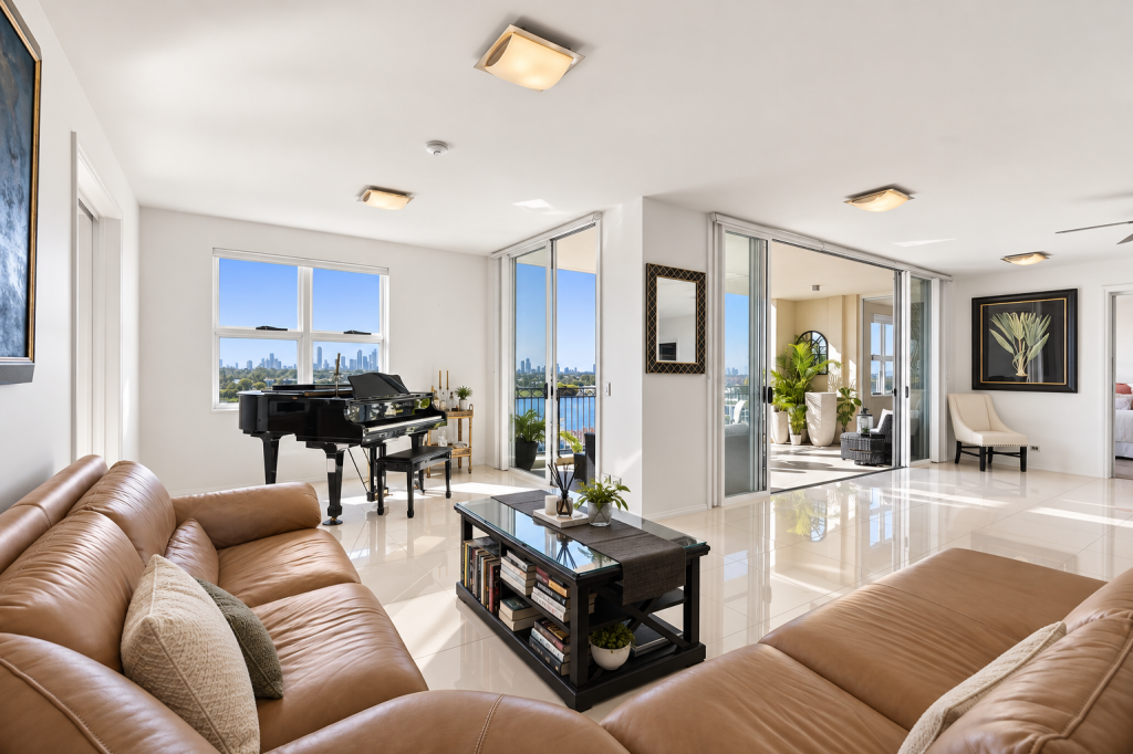 3093/3029 The Boulevarde, Carrara, QLD 4211