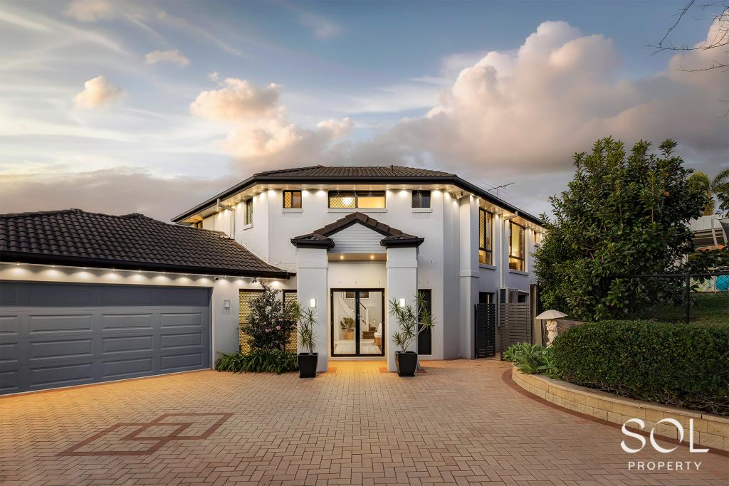 11 Pinehurst Ct, Albany Creek, QLD 4035