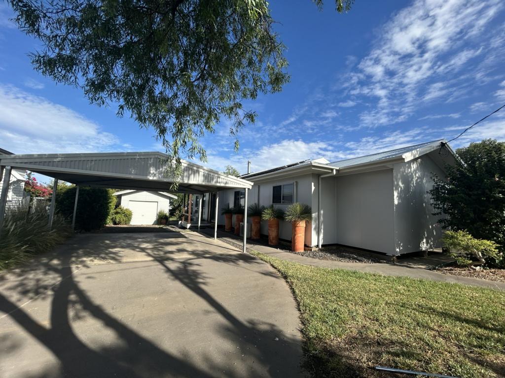 8 Spencer St, Roma, QLD 4455