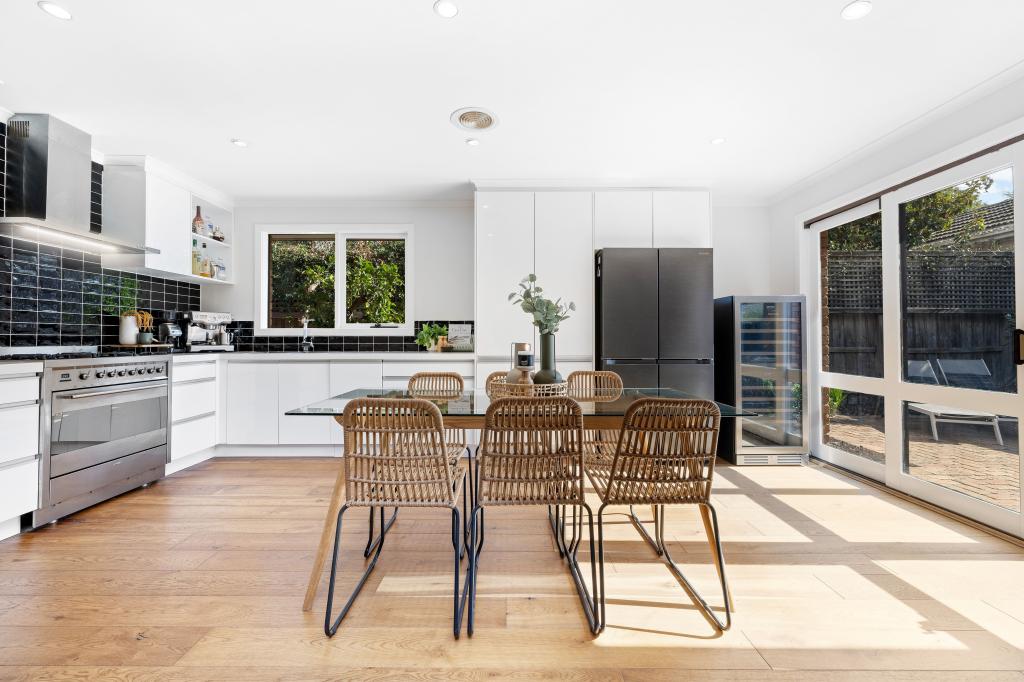 1A RAYMOND ST, BEAUMARIS, VIC 3193