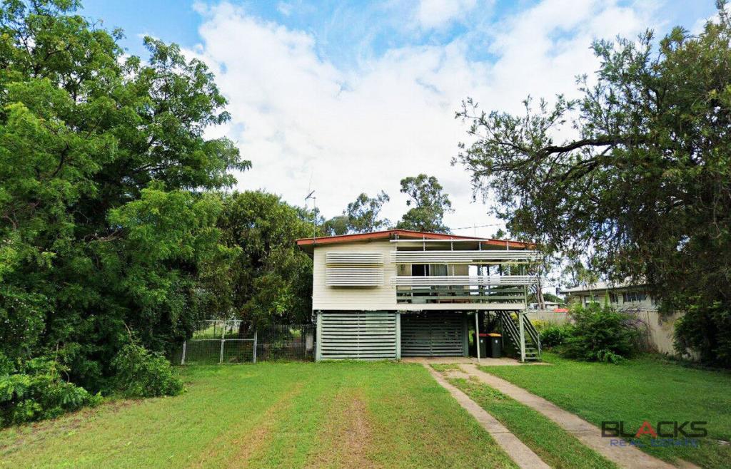 11 Hughes St, Dysart, QLD 4745