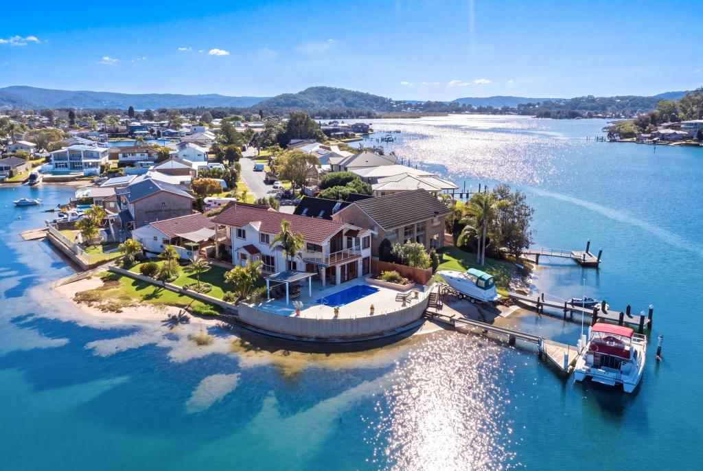 14 LONG ARM PDE, ST HUBERTS ISLAND, NSW 2257