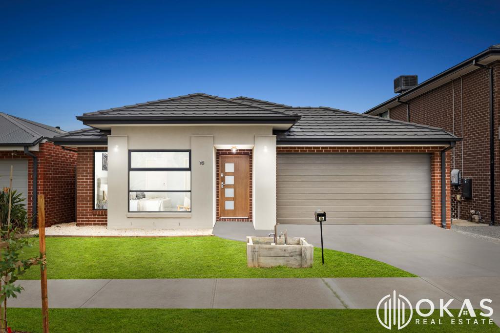 16 MAGELLAN CRES, WERRIBEE, VIC 3030
