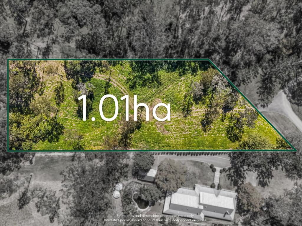 68 Willunga St, Brookfield, QLD 4069