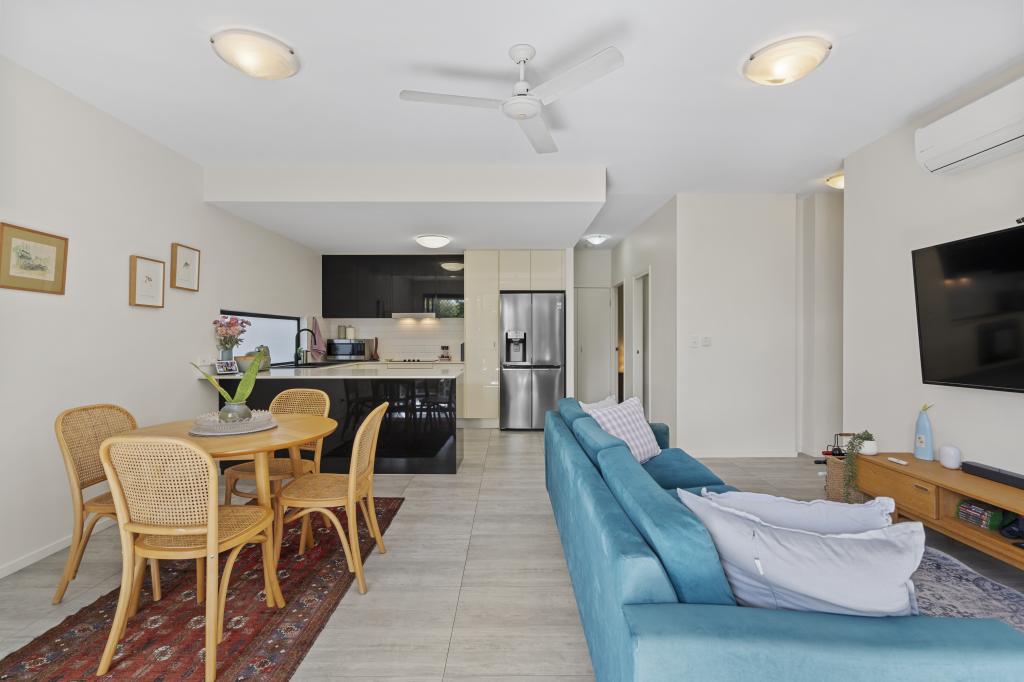 8/35 Crown St, Holland Park West, QLD 4121