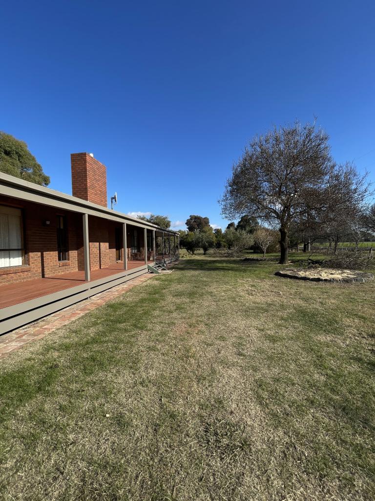 19 Racecourse Rd, Nagambie, VIC 3608