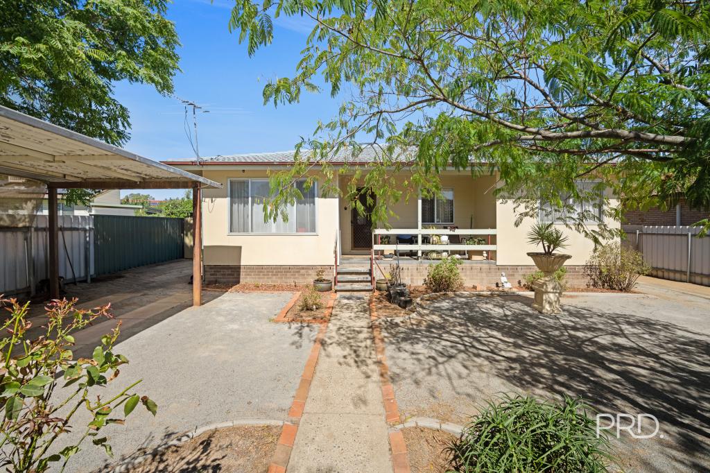 133 Raye St, Tolland, NSW 2650