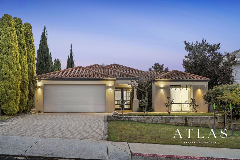 7 SULMAN AVE, SALTER POINT, WA 6152
