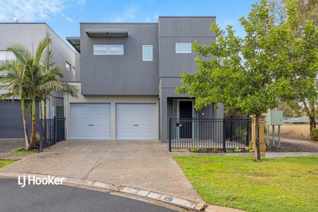 35 Riverside St, Mawson Lakes, SA 5095