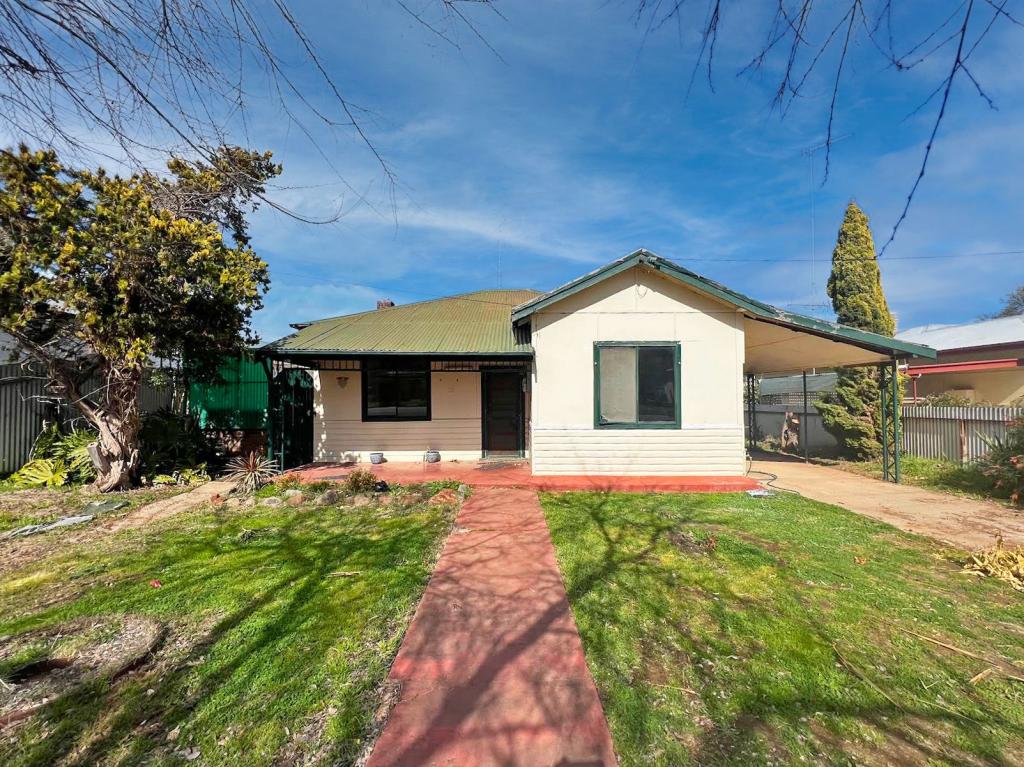 12 Cypress St, West Wyalong, NSW 2671