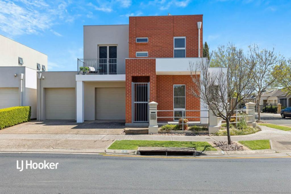 2 Dutton Ave, Mawson Lakes, SA 5095