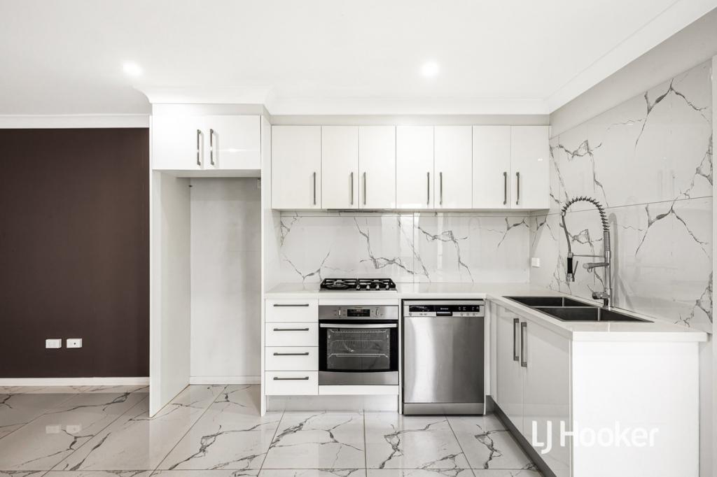 186a Stonecutters Dr, Colebee, NSW 2761