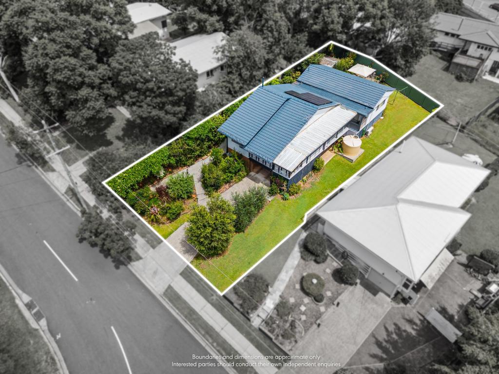 26 Lowanna St, Kenmore, QLD 4069