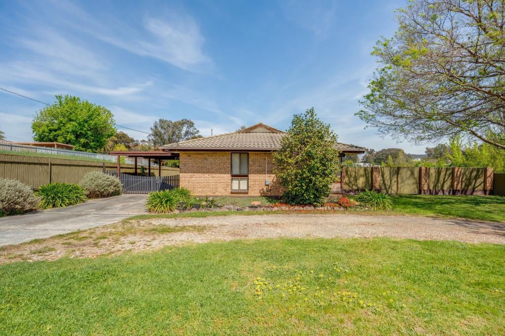 591 OLIVER ST, LAVINGTON, NSW 2641