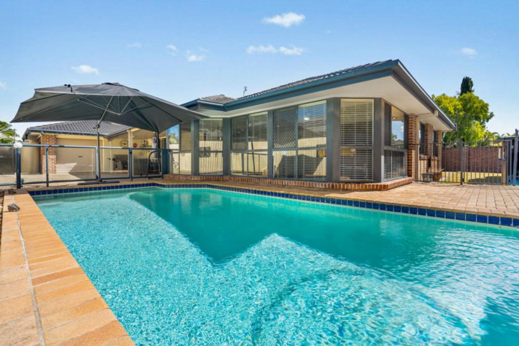 2 Audrey Ave, Helensvale, QLD 4212