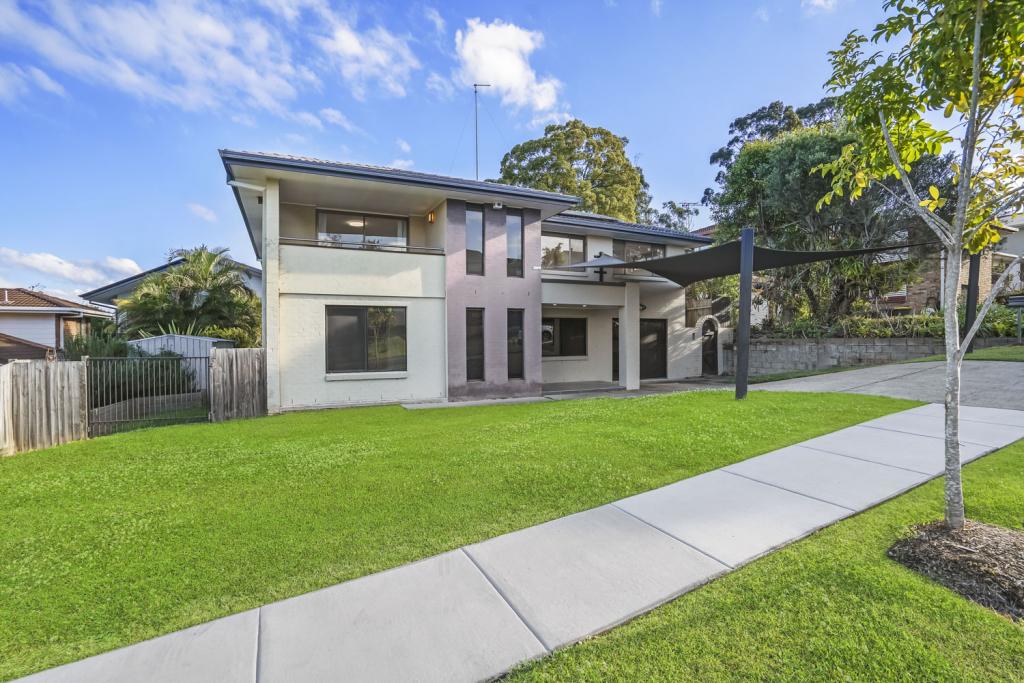17 Kenora St, Mansfield, QLD 4122