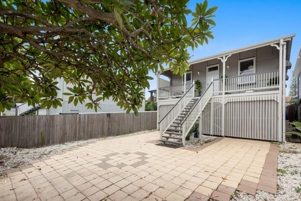 17 Wade St, Wavell Heights, QLD 4012