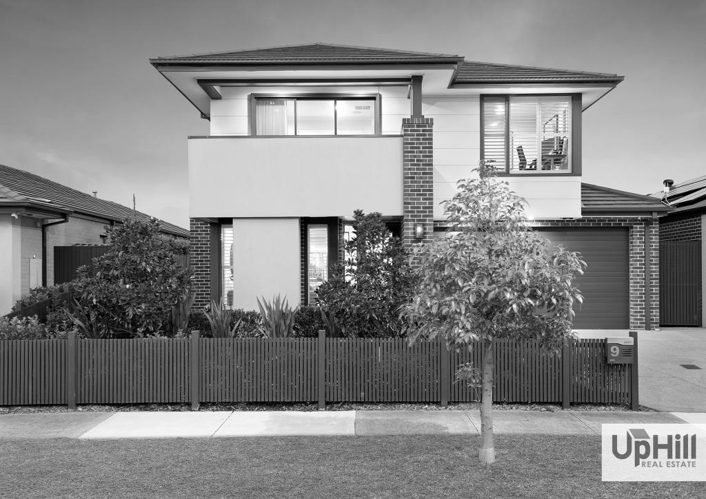 9 MERRIBROOK BVD, CLYDE, VIC 3978