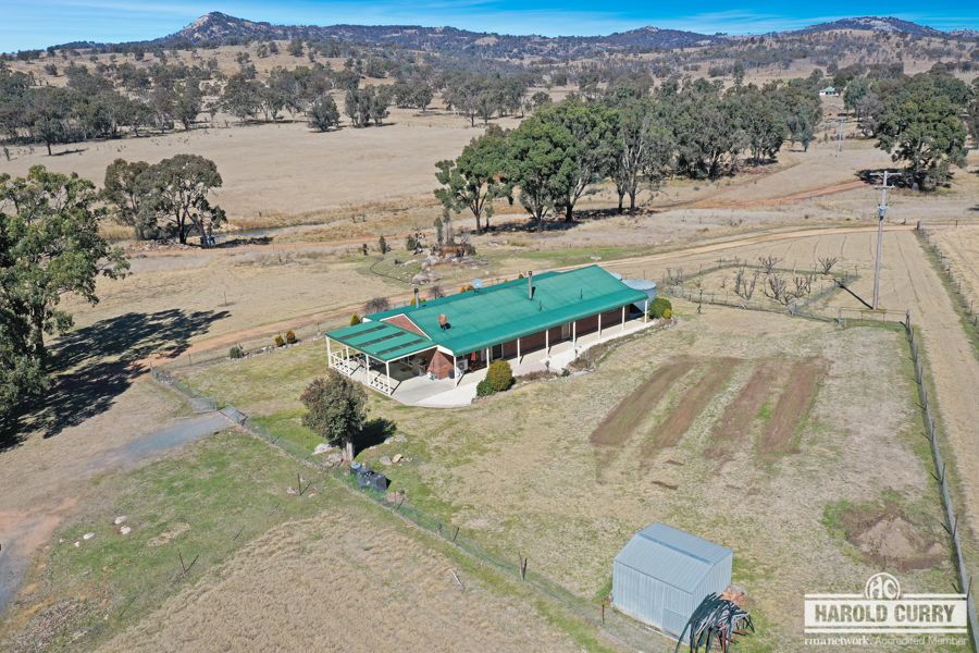 165 Roos Rd, Tenterfield, NSW 2372