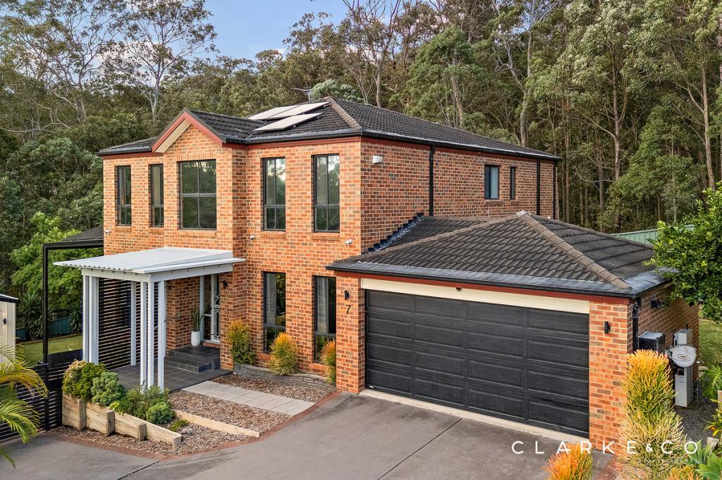 7 Bangalore Pl, Cameron Park, NSW 2285