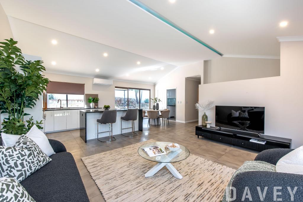 18 JASON PL, PADBURY, WA 6025