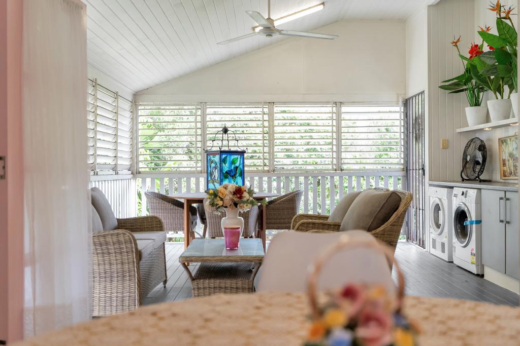 1 Beryl St, Cairns North, QLD 4870