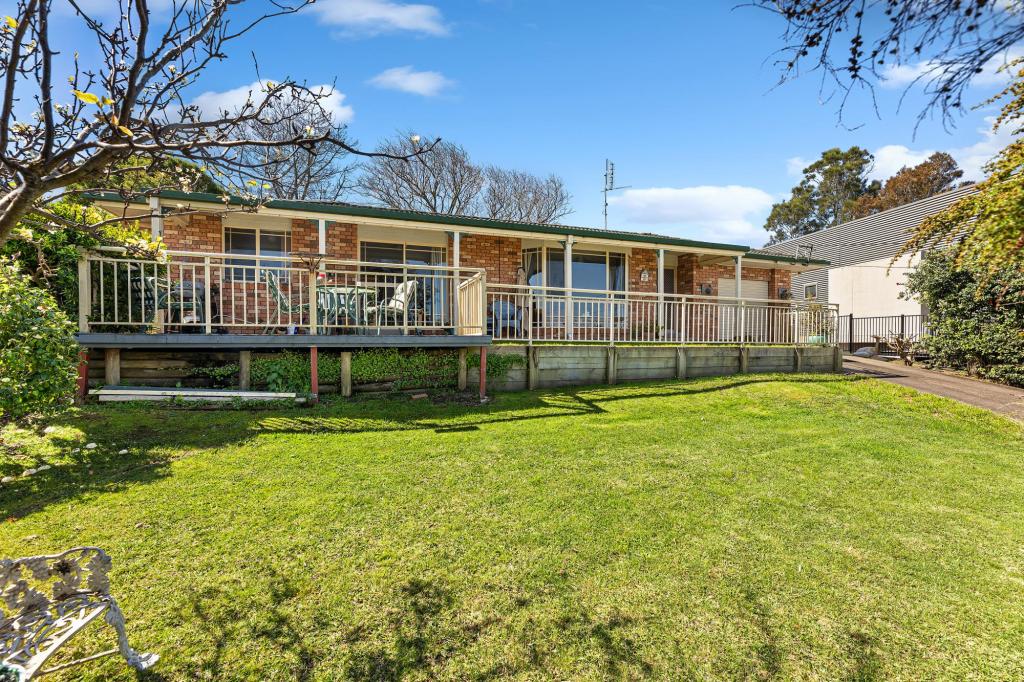 5 Snapper Pl, Tuross Head, NSW 2537