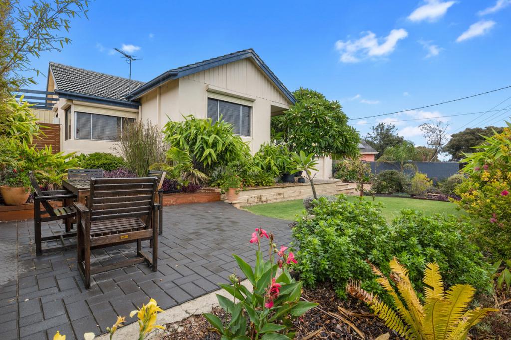 12 Brodie Cres, Christies Beach, SA 5165