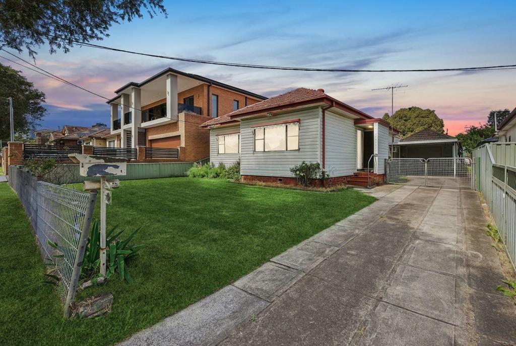 14 Wattle Ave, Villawood, NSW 2163