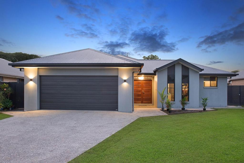 18 Bedford Cct, Coes Creek, QLD 4560
