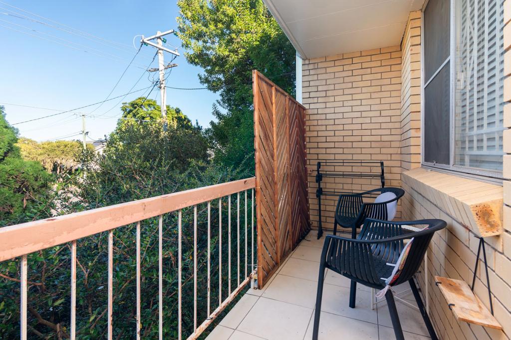 1/2 FRANZ RD, CLAYFIELD, QLD 4011